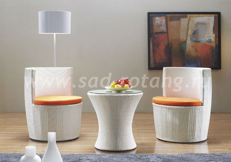 Кофейный комплект 210025-2 (белый) (Индонезия), размер Стол: диаметр - 60 см, высота - 58 см. <br/> Кресла: высота - 76 см, ширина - 76 см, глубина - 72 см